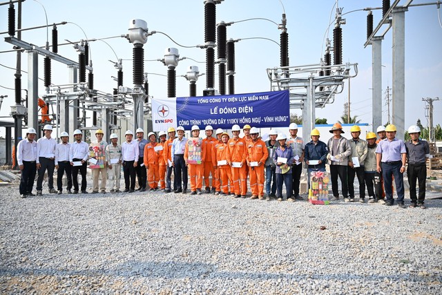 Ngành điện sát cánh cùng người lao động trên các công trường thi công xuyên lễ 30.4 và 1.5 - Ảnh 6
