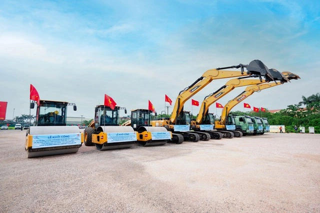 Vingroup mở rộng QL1A ở Hà Nội lên 16 làn xe, hiện đại bậc nhất Việt Nam - Ảnh 4