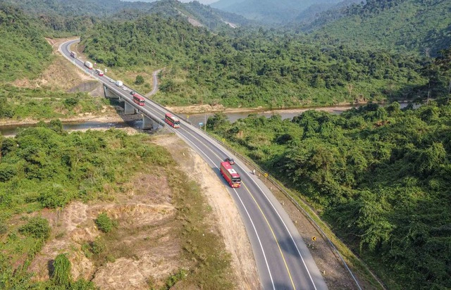 Đề xuất ưu tiên mở rộng ngay cao tốc 2 làn xe - Ảnh 1