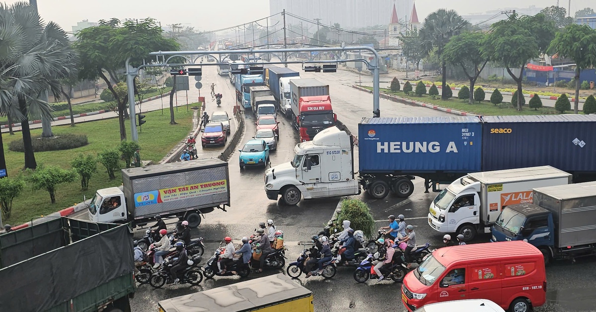 Siết xe tải vào nội đô, lo hàng hóa đội giá