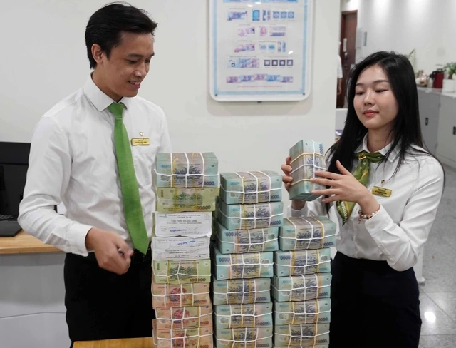 Chặn 4.400 tỉ chuyển khoản lừa đảo nhờ ngân hàng cảnh báo - Ảnh 2