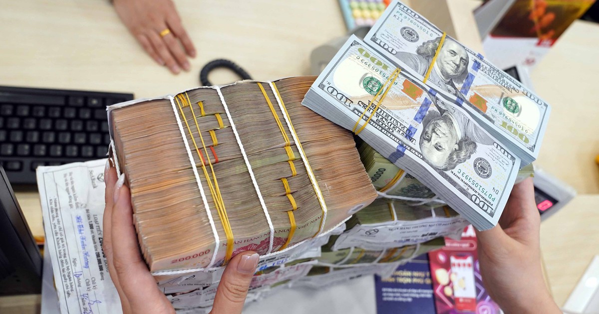 Giá USD hôm nay 23.5.2026: Ngân hàng tăng giá mua cao hơn bán