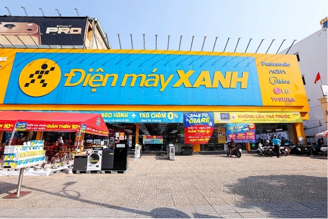 Điện Máy Xanh chào bán hơn 179,5 triệu cổ phiếu, P/E 2026 xấp xỉ 10 lần - Ảnh 1