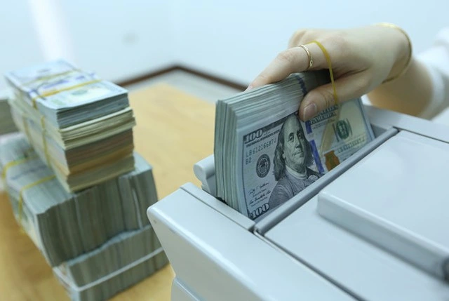 Giá USD hôm nay 10.5.2026: Đứng yên suốt tuần trong khi euro, yen Nhật tăng cao - Ảnh 1