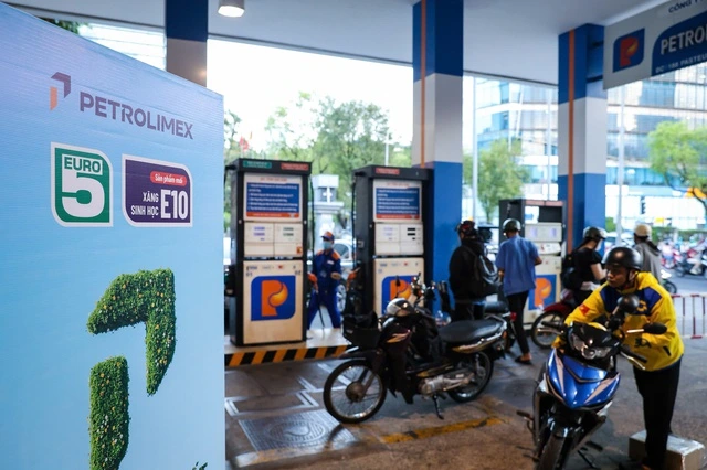 Saigon Petro, PVOil, Petrolimex... chính thức 'khai tử' xăng RON 95 khi nào? - Ảnh 1