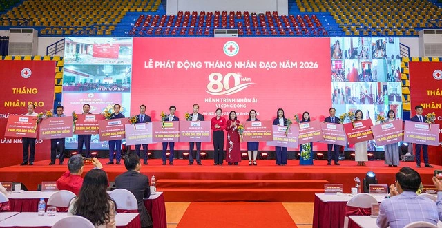 EximBank trao tặng 10 tỉ đồng hưởng ứng Tháng Nhân đạo năm 2026 - Ảnh 1