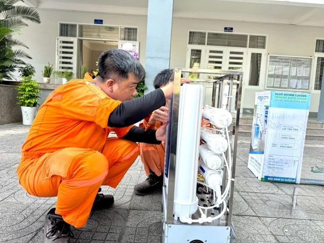 Công ty EPS bàn giao công trình thanh niên 'Nước sạch cho em' - Ảnh 2