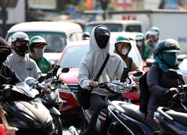 Hôm nay, nắng nóng gia tăng ở TP.HCM và Nam bộ - Ảnh 1