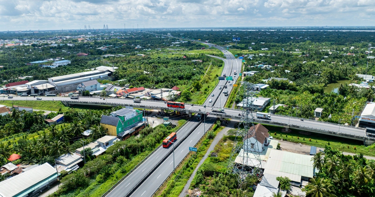 Vì sao trạm dừng nghỉ trên cao tốc vẫn chậm?