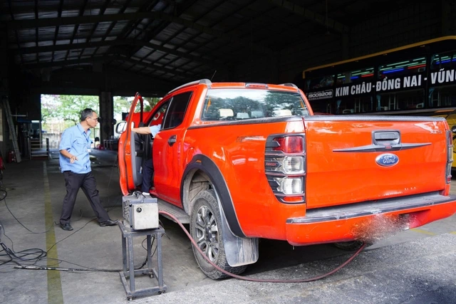 Bộ Xây dựng tiết kiệm hơn 6.800 tỉ chỉ nhờ cắt giảm thủ tục hành chính - Ảnh 2
