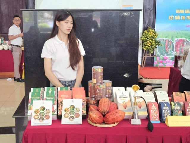 Hơn 1 triệu ha đất nông nghiệp, Lâm Đồng hướng nông sản ra toàn cầu - Ảnh 2