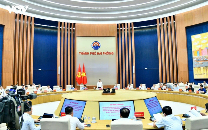 Thủ tướng làm việc với 5 tỉnh, thành phố về phát triển nhà ở cho thuê - Ảnh 1