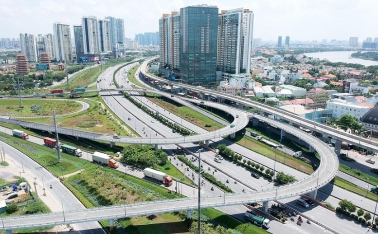Nhiều bộ ngành, địa phương giải ngân vốn đầu tư công chậm - Ảnh 1