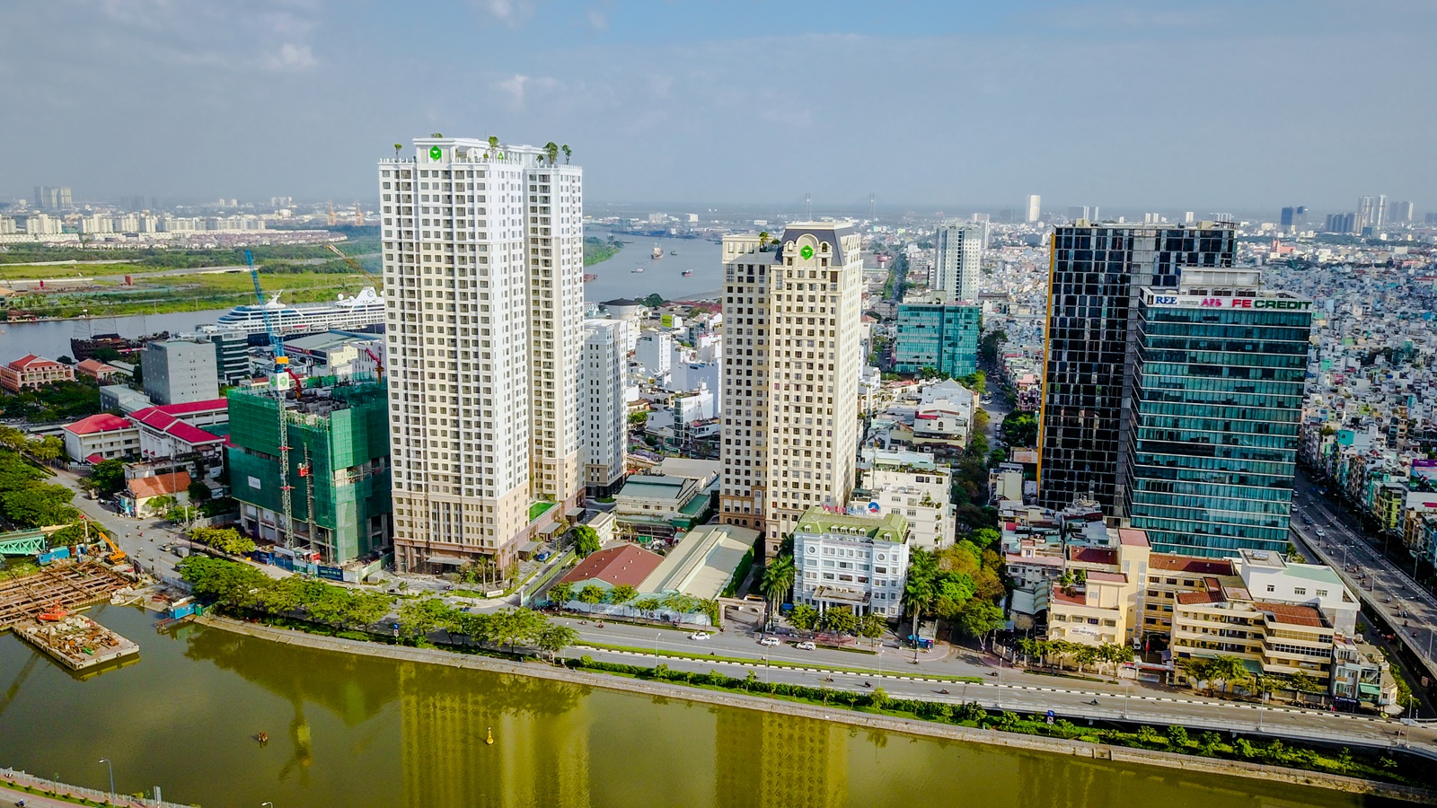 Cuộc đua thị phần bất động sản TP.HCM: Những "lão làng" đối mặt làn sóng đổ bộ của Vinhomes, Masterise, Sun Group - Ảnh 2
