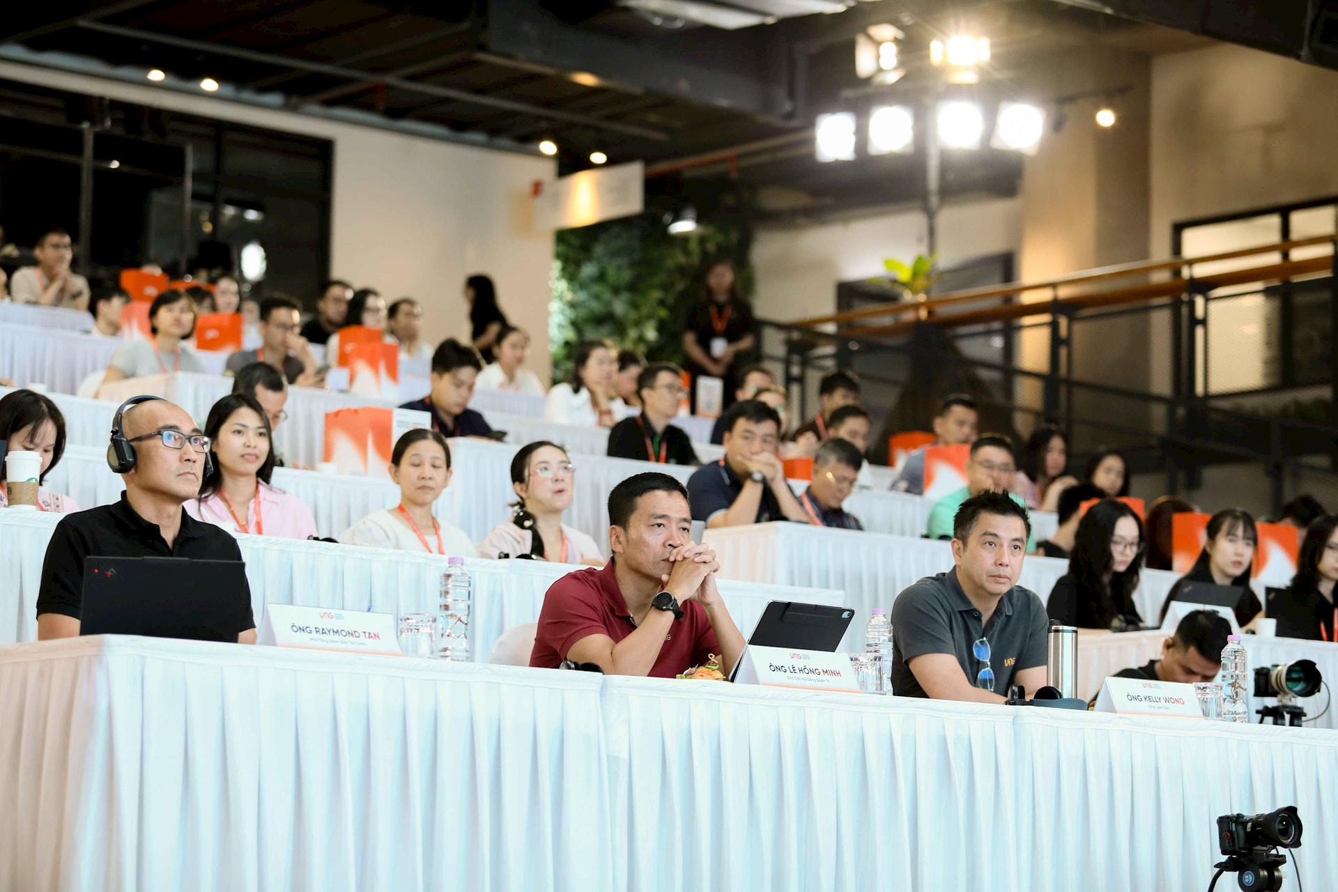 Chủ tịch VNG Lê Hồng Minh giải đáp thắc mắc về giá cổ phiếu, hé lộ lộ trình chuyển sàn - Ảnh 4