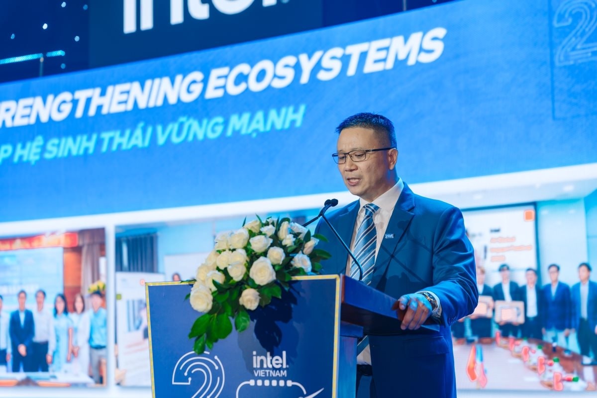 Chó robot tại nhà máy Intel Việt Nam đi tuần, kiểm tra rò rỉ khí gas, nhiệt độ, áp suất - Ảnh 4