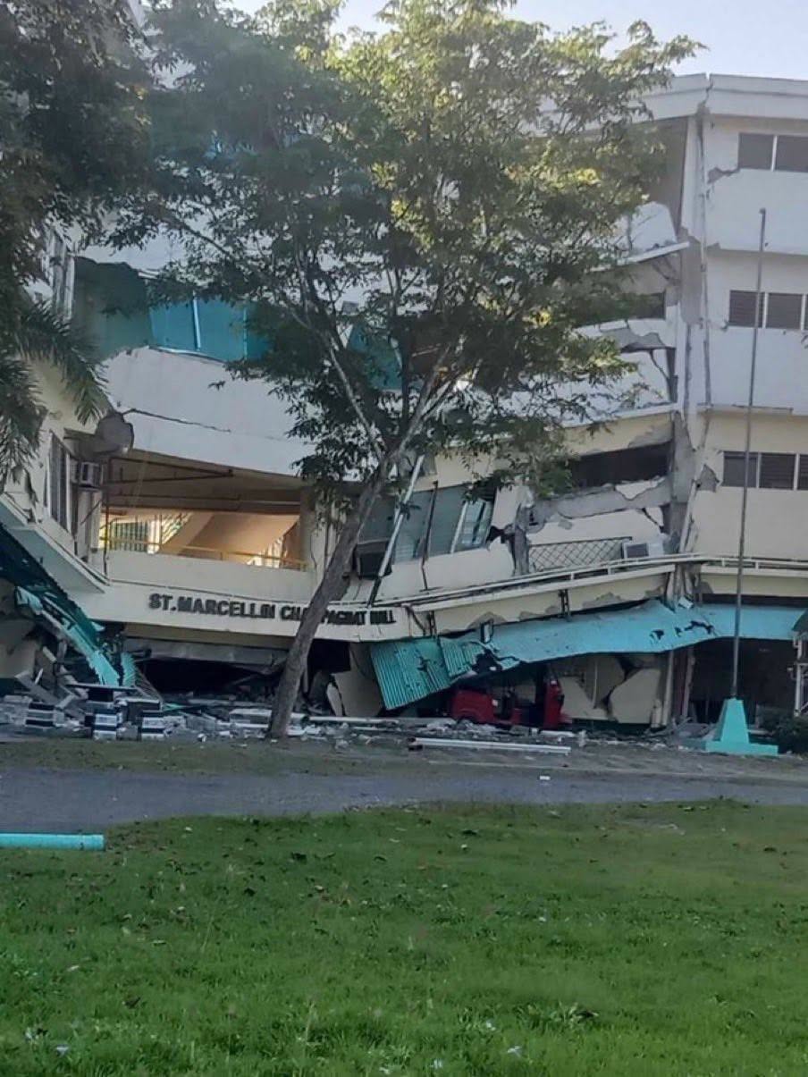 Hiện trường tan hoang của trận động đất 7,8 độ ở Philippines - Ảnh 2