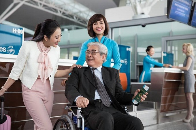 Tin rất vui: Từ đúng hôm nay 6/6, người trên 60 tuổi trên cả nước được giảm giá thêm 1 dịch vụ - Ảnh 1