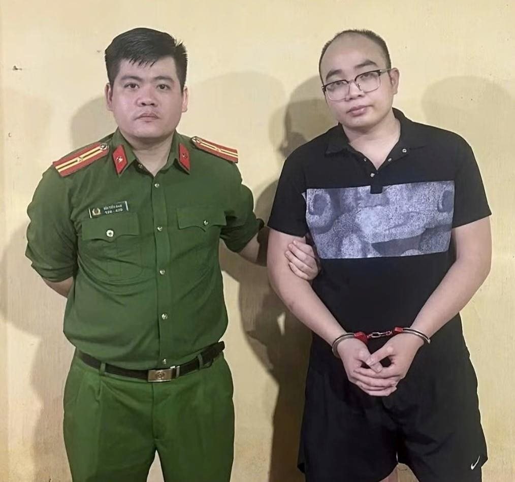 Khởi tố, bắt tạm giam hàng loạt lãnh đạo, giám đốc doanh nghiệp, trẻ nhất SN 2001 - Ảnh 2