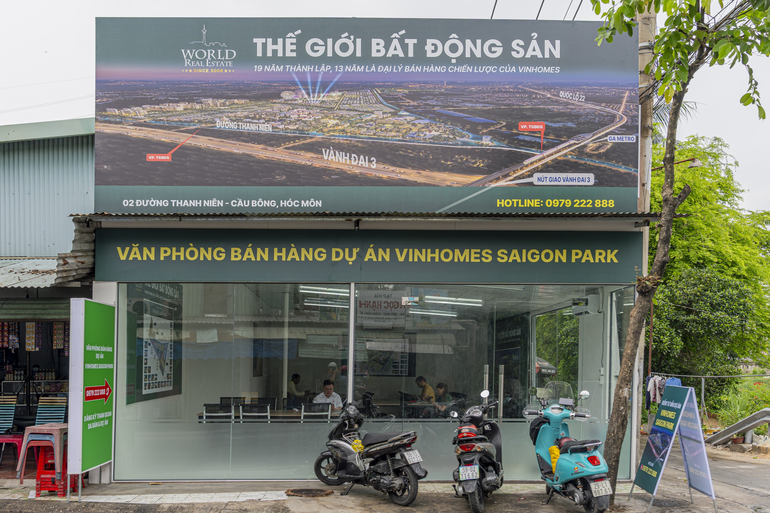 Môi giới đổ về khu Tây Bắc TP.HCM, liên tục khai trương văn phòng mới, nhộn nhịp tư vấn khách quanh siêu dự án lớn chưa từng tại Hóc Môn - Ảnh 8