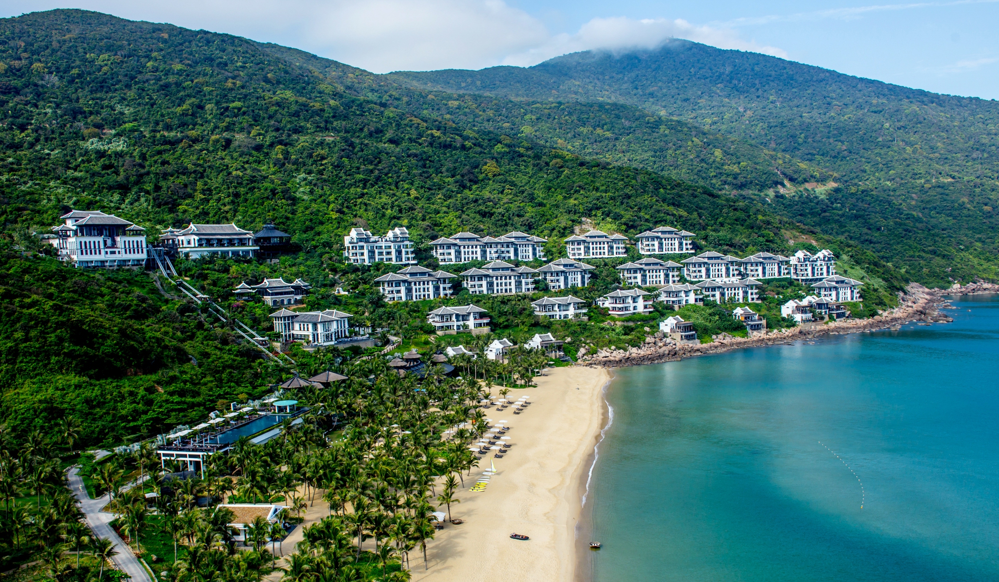 Chiến lược của 2 ông lớn bất động sản: Nơi có hơn 20 dự án, nơi là thánh địa du lịch – hạ tầng - Ảnh 9