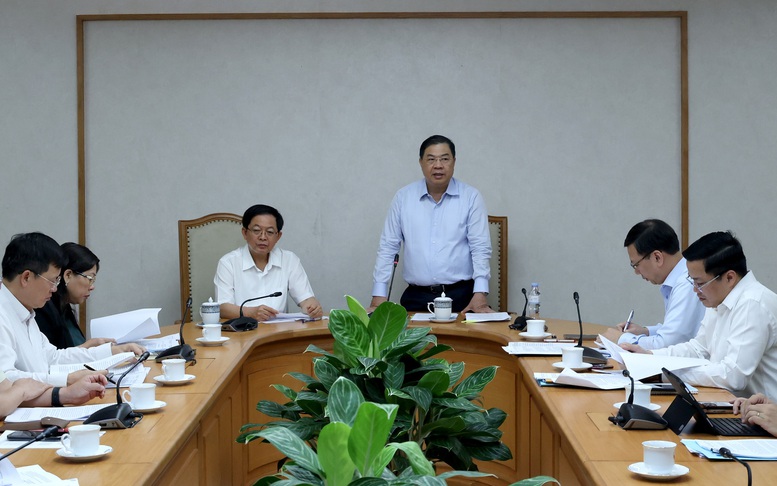 Hai Phó Thủ tướng chỉ đạo xử lý dứt điểm khó khăn, vướng mắc trong giải phóng mặt bằng các dự án phục vụ APEC 2027 - Ảnh 2