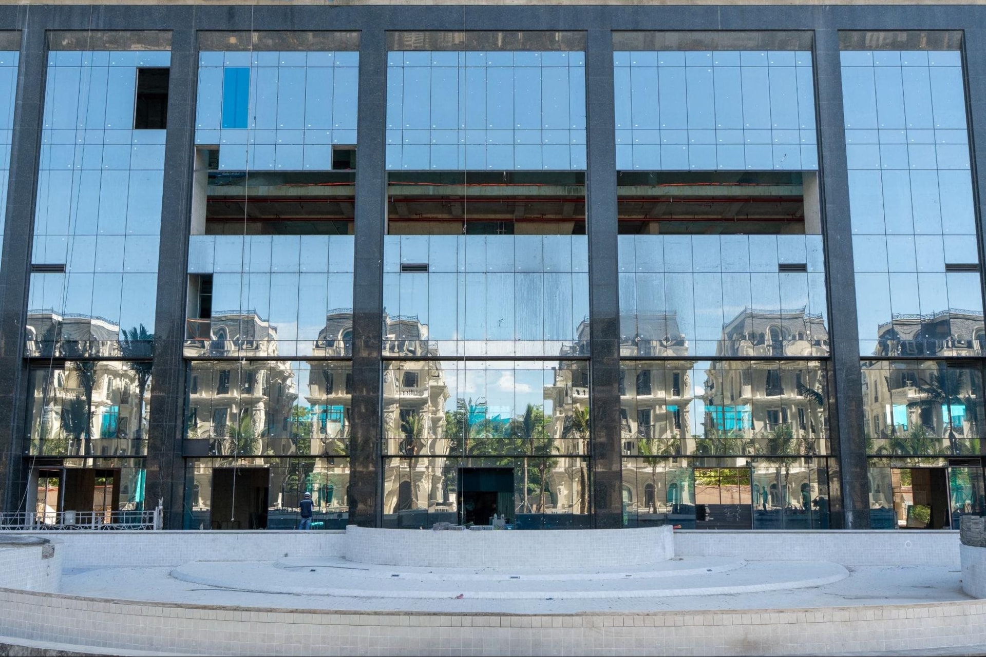 Dự án hàng hiệu Noble Crystal Tay Ho WorldHotels Residences tăng tốc về đích, dự kiến bàn giao từ Quý 1/2027 - Ảnh 2