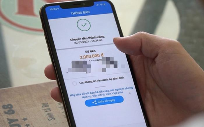 'Không có chuyện chuyển khoản nhầm rồi tự động đến ngân hàng yêu cầu phong tỏa ngay tài khoản người nhận' - Ảnh 1
