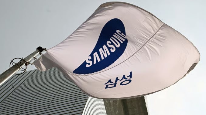 Danh xưng tập đoàn giá trị nhất Hàn Quốc của Samsung Electronics chính thức sụp đổ: Công ty soán ngôi từng suýt phá sản sách đây 20 năm - Ảnh 4
