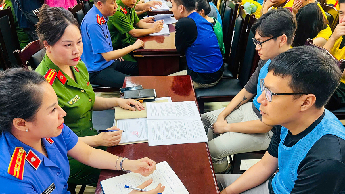 Công an Hà Nội tạm giữ, phong tỏa số tài sản trị giá hơn 680 tỷ đồng của các đối tượng lừa đảo kỳ nghỉ - Ảnh 5