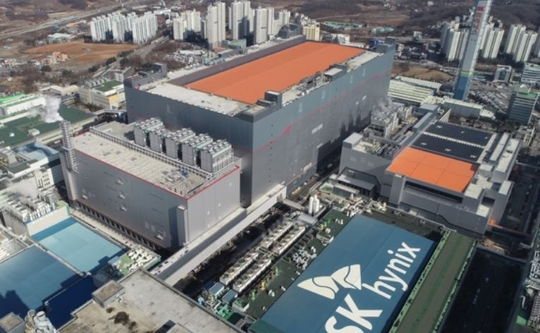 Lần đầu tiên sau 25 năm, Samsung bị soán ngôi công ty giá trị nhất Hàn Quốc - Ảnh 3