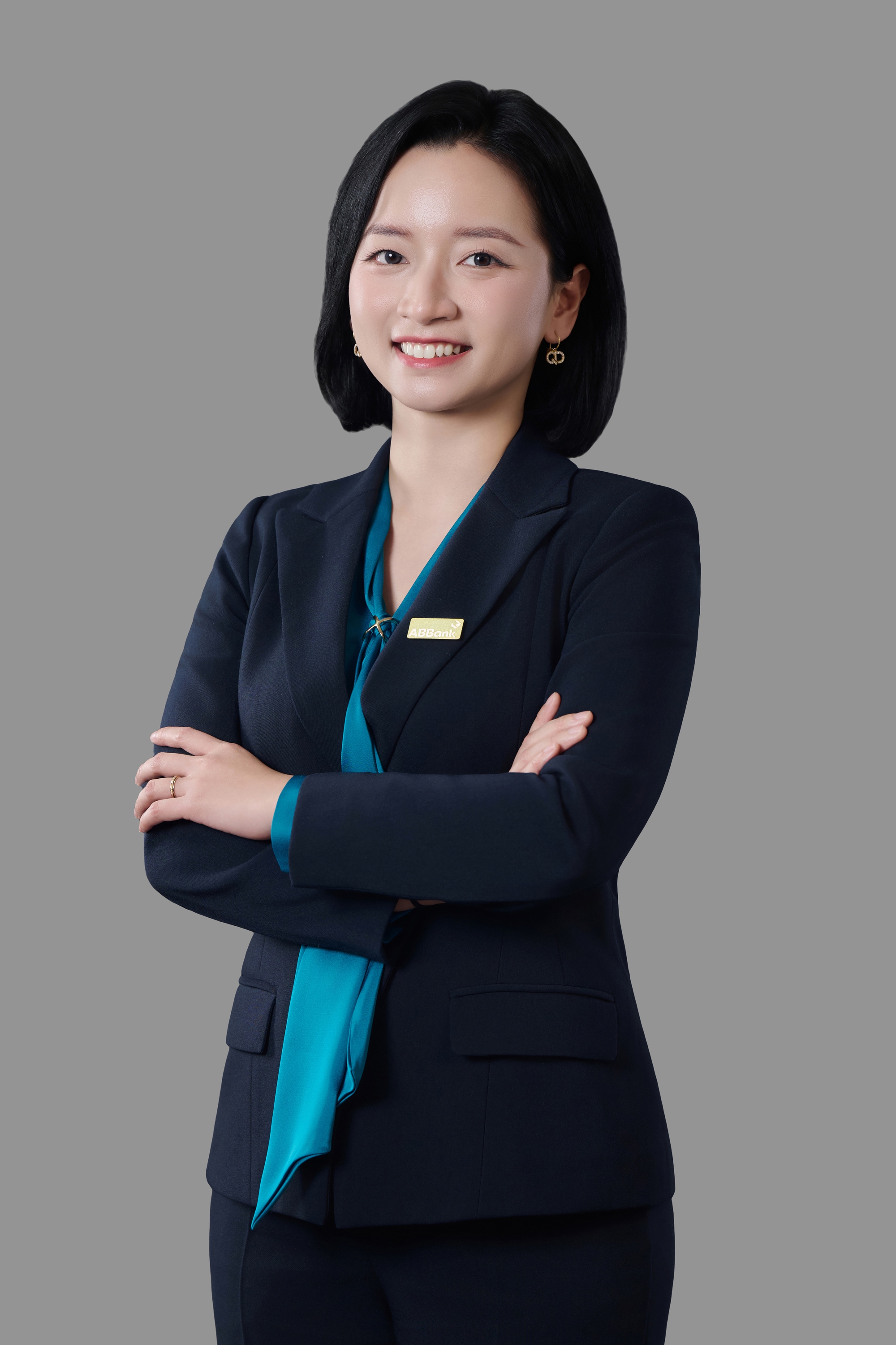 Bất ngờ với học vấn thế hệ F2 của các doanh nhân ngân hàng ACB, SHB, Sacombank,... - Ảnh 10
