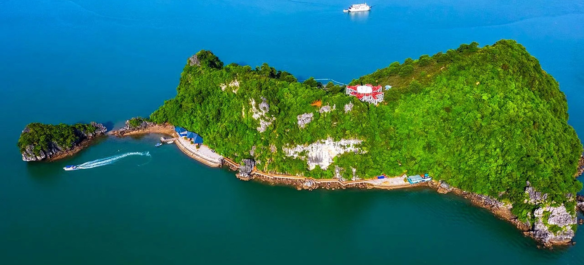 Không phải Mỹ Khê, đây mới là đại diện duy nhất của Việt Nam lọt top 100 bãi biển đẹp nhất thế giới - Ảnh 1