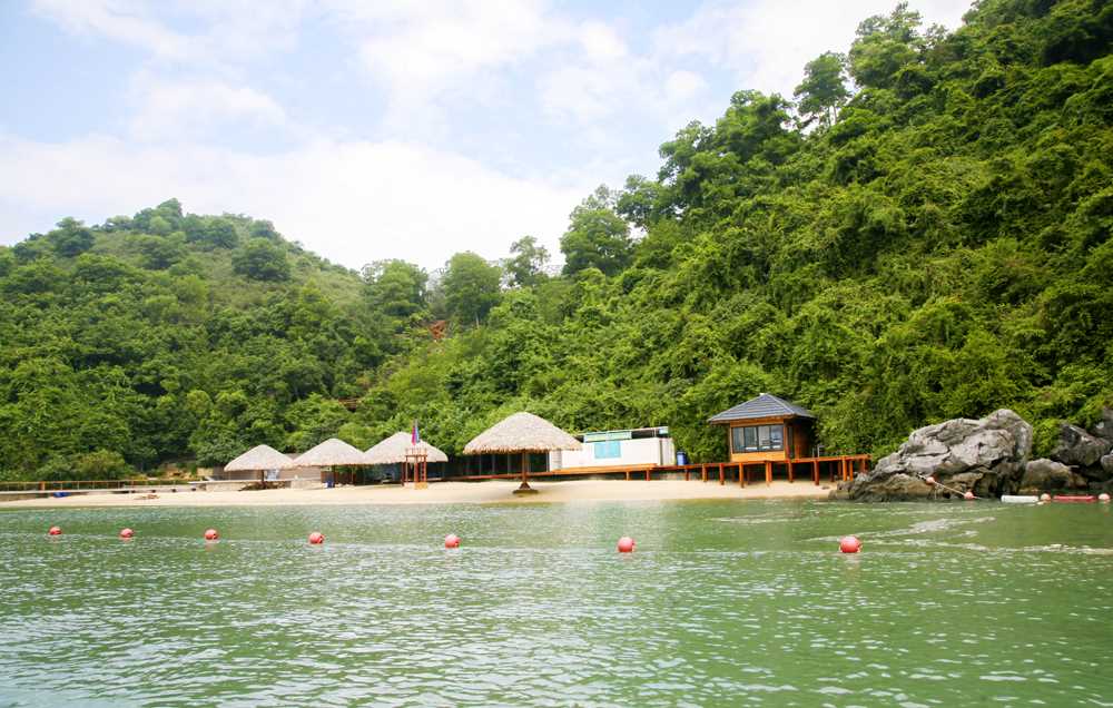 Không phải Mỹ Khê, đây mới là đại diện duy nhất của Việt Nam lọt top 100 bãi biển đẹp nhất thế giới - Ảnh 3