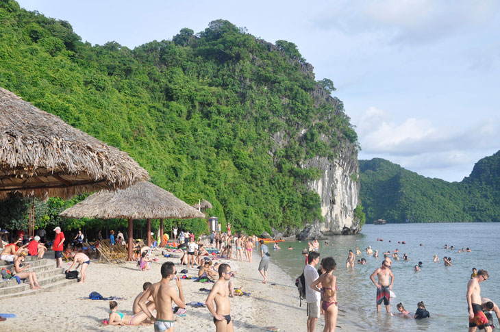 Không phải Mỹ Khê, đây mới là đại diện duy nhất của Việt Nam lọt top 100 bãi biển đẹp nhất thế giới - Ảnh 2
