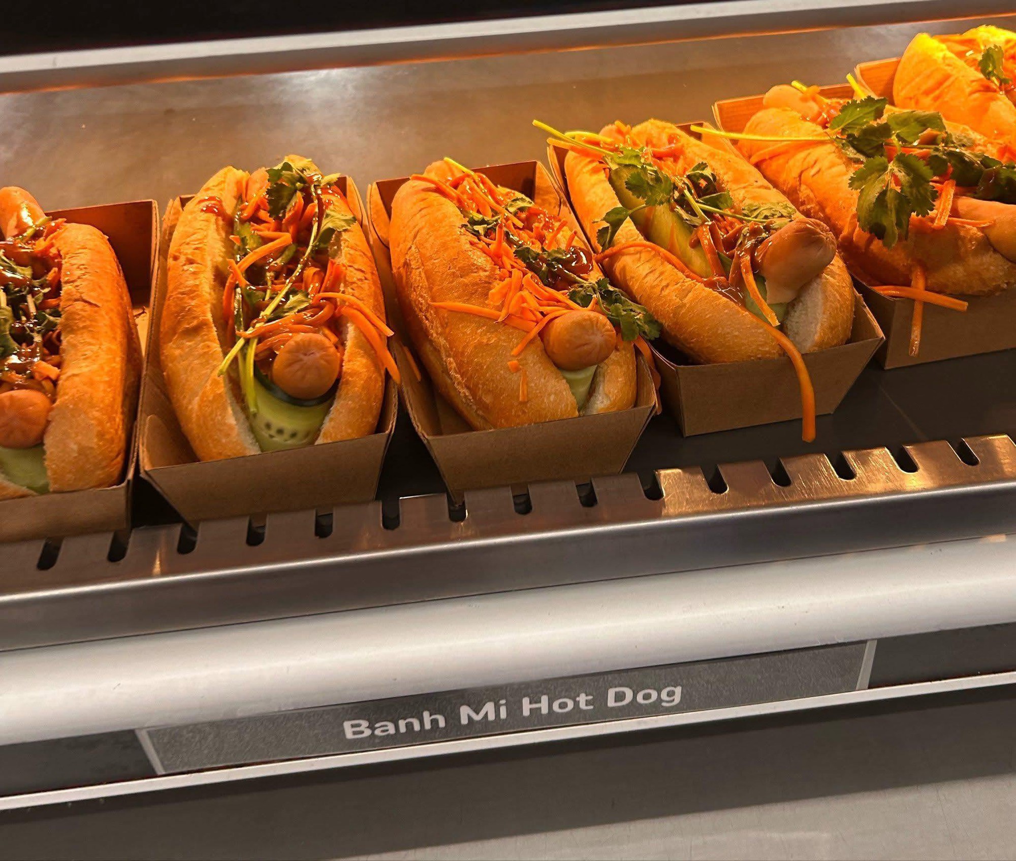 Bánh mì Hồng Ngọc và 3 lần vấp cùng một chỗ: chuyên gia F&B chỉ ra lỗ hổng khiến mô hình chuỗi trăm tiệm dễ lặp lại sự cố - Ảnh 2