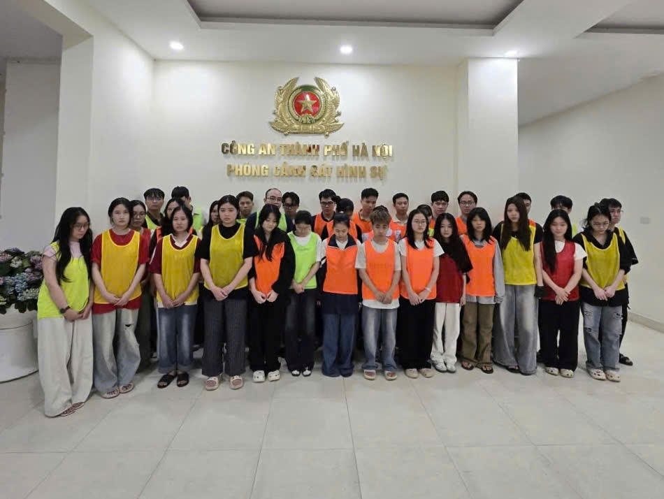 Khởi tố, bắt tạm giam hàng loạt lãnh đạo, giám đốc doanh nghiệp, trẻ nhất SN 2001 - Ảnh 1