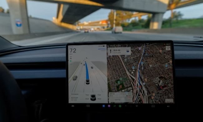 Nóng: Tesla đang bị điều tra đặc biệt - Ảnh 1