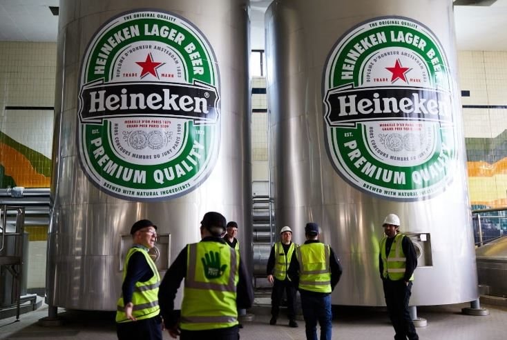 Heineken sắp phải làm điều chưa từng có suốt 87 năm - Ảnh 1
