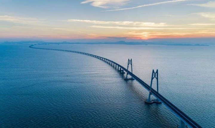"Quái vật" hạ tầng dài nhất thế giới được 10.000 người dựng lên trong 3 năm, lập kỷ lục ngay khi khánh thành khiến Trung Quốc cũng phải nể phục - Ảnh 3
