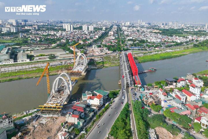 Cận cảnh cây cầu hơn 120 tuổi ở Hà Nội sẽ bị phá dỡ vào tháng 9 - Ảnh 1