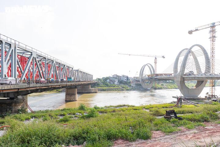 Cận cảnh cây cầu hơn 120 tuổi ở Hà Nội sẽ bị phá dỡ vào tháng 9 - Ảnh 12