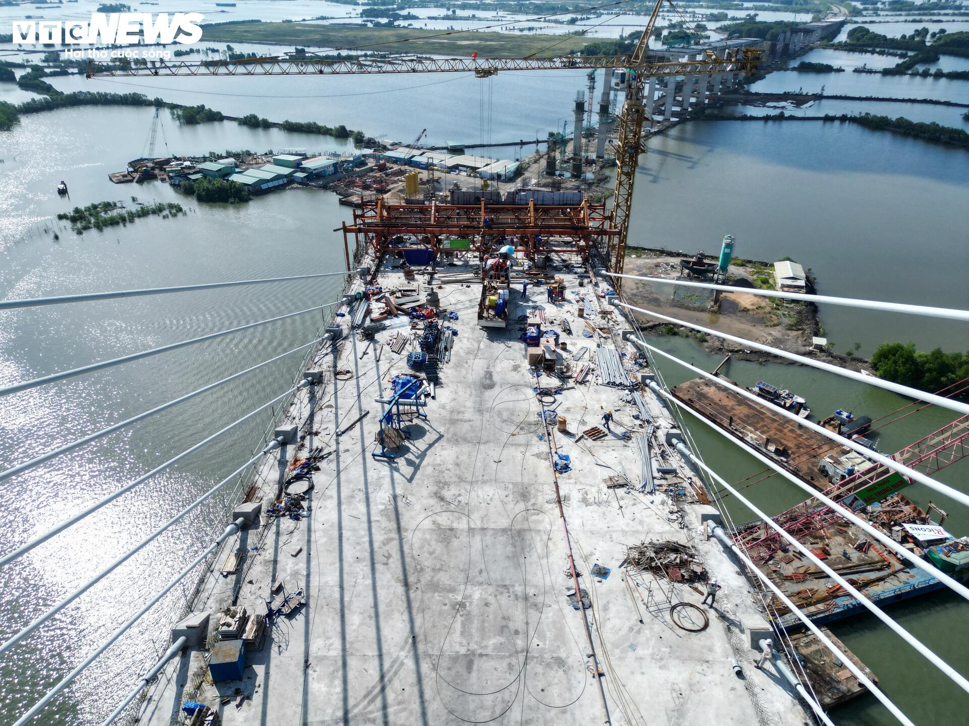 Diện mạo cầu nghìn tỷ nối TP.HCM với Đồng Nai sau 3 năm thi công - Ảnh 10