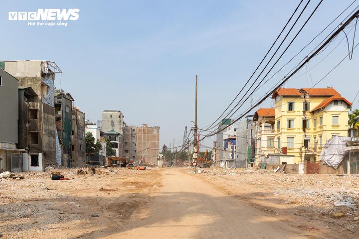 Hình hài đường dẫn cầu Tứ Liên dần hiện rõ bên bờ sông Hồng - Ảnh 6