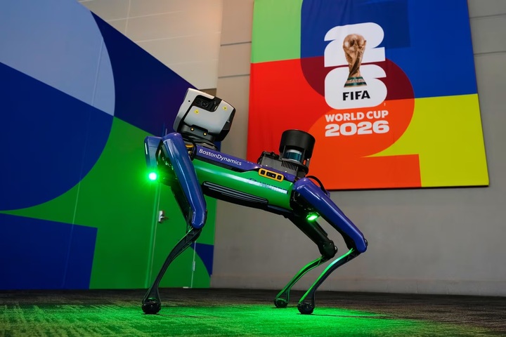 Chó robot "đổ bộ" World Cup 2026 - Ảnh 1