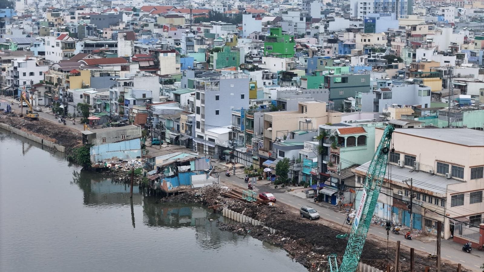 Gỡ “điểm nghẽn” kênh Đôi: Đại công trường 7.300 tỷ tăng tốc sau nhiều năm đình trệ - Ảnh 2