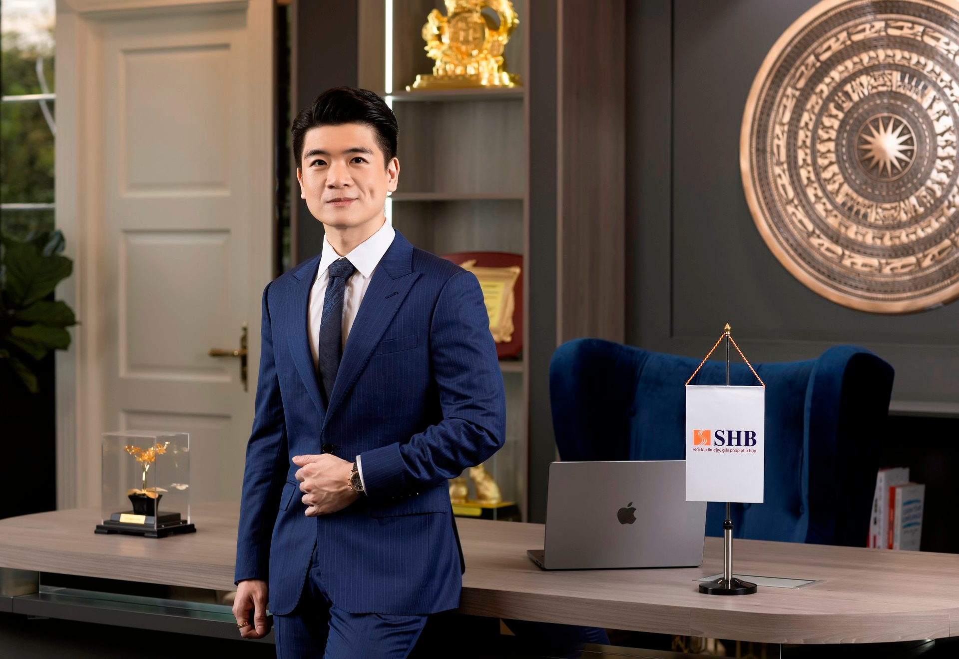 Những người thừa kế ở ACB, SHB, Sacombank, ABBank,... - Ảnh 5