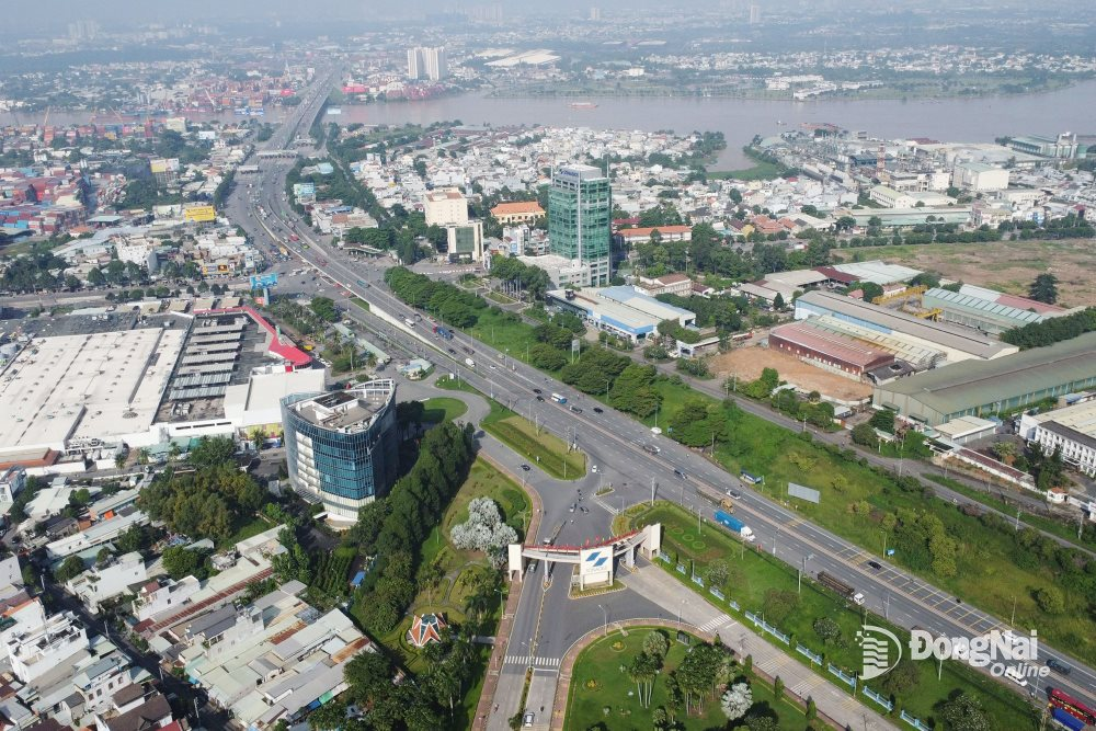 Chuẩn bị thu hồi gần 2.500ha đất tại 4 phường, xã của Thành phố trực thuộc Trung ương rộng nhất Việt Nam để triển khai loạt dự án - Ảnh 1
