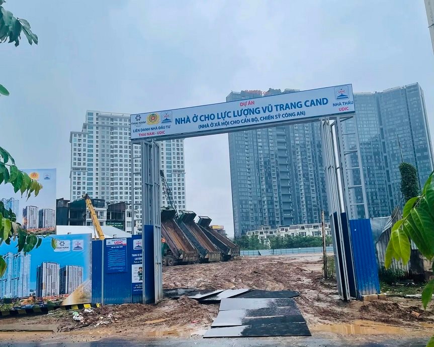 Sau nửa năm khởi công, dự án nhà ở cho Công an nhân dân hơn 3.500 tỷ tại Ciputra triển khai đến đâu? - Ảnh 1