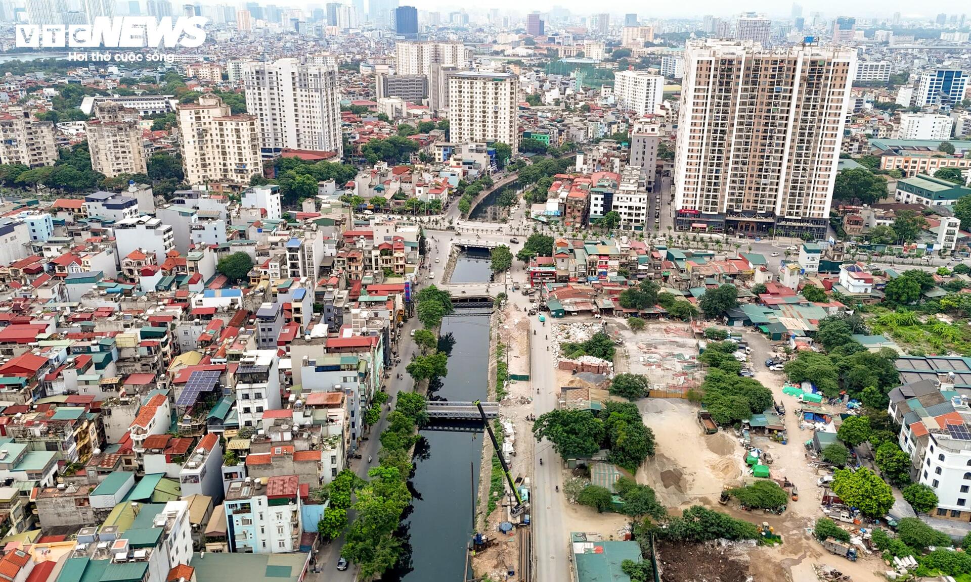 Diện mạo mới của tuyến đường từng bị ví như 'ruộng cày' ở Hà Nội - Ảnh 11